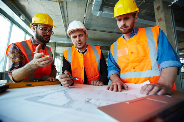 Gestão Trabalhista: Como montar uma equipe de sucesso para construção civil?
